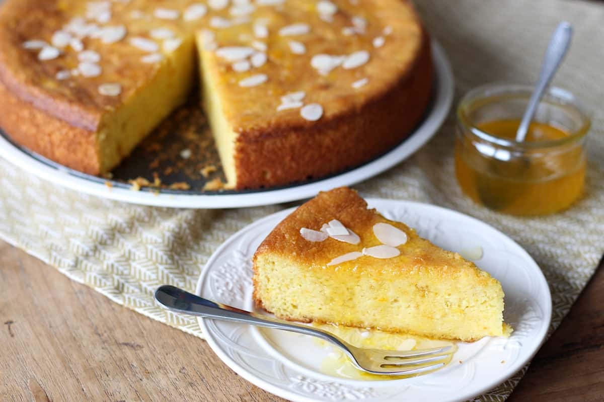 Sinaasappel amandelcake met Cointreau siroop