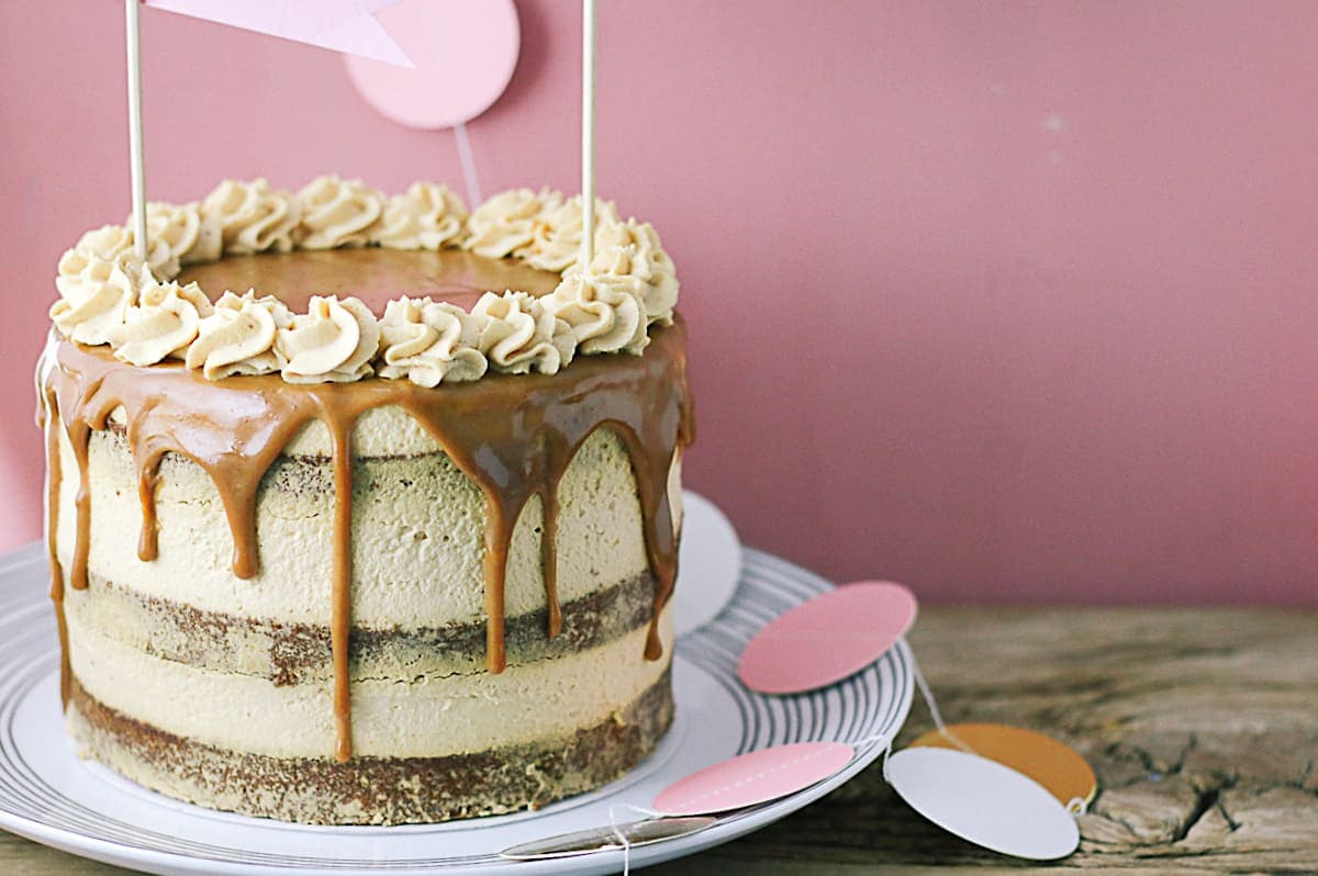 Sticky toffee cake met dulce de leche